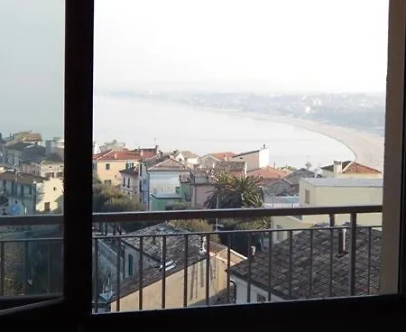 N13 Semiattico Con Meravigliosa Vista Mare Numana